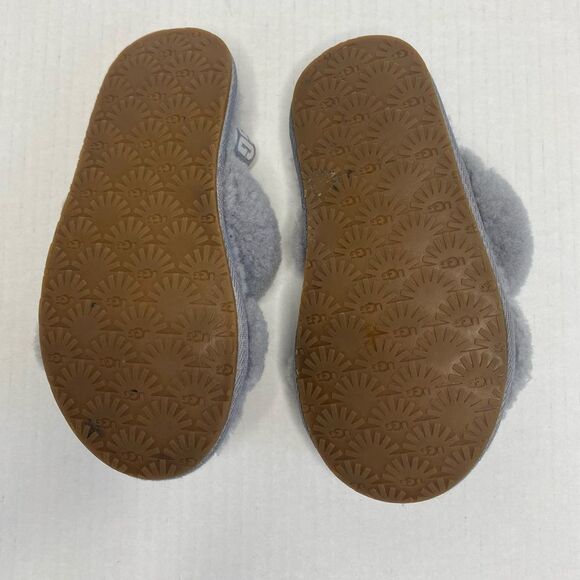 UGG Kids Fluffy Sherpa Gray Sandals Size 12 - Picture 6 of 8